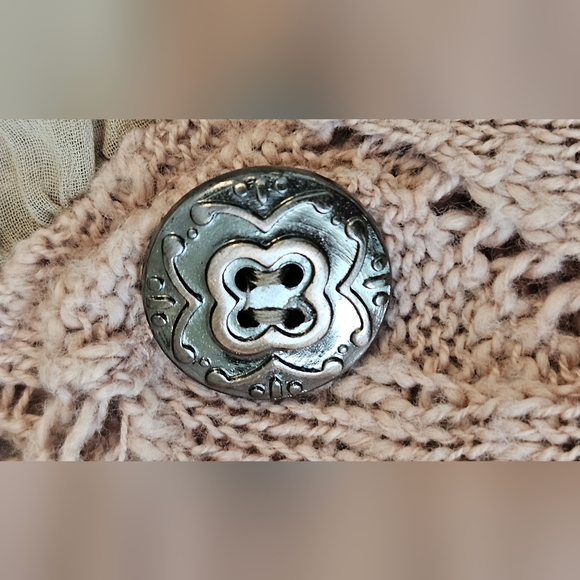 BKE Boutique Pointelle Cardigan Sweater Womens Mesh Trim Button Font Pink Sz XL - Picture 12 of 12